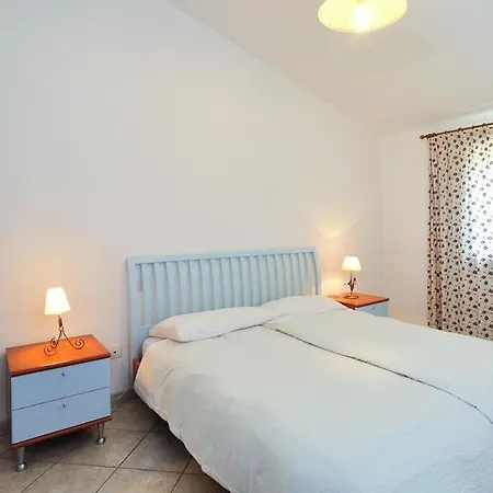 Le Ginestre 1 Villa *