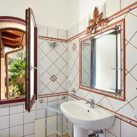 Le Ginestre 1 Villa